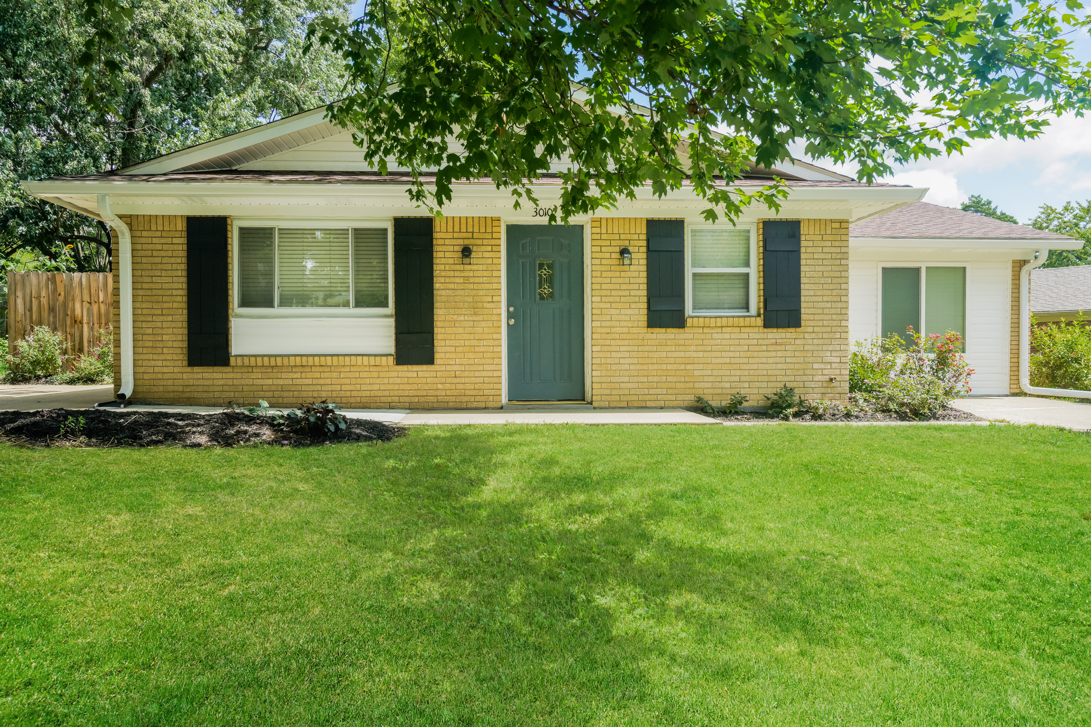 3010 MCARTHUR WAY JEFFERSONVILLE, IN 47130